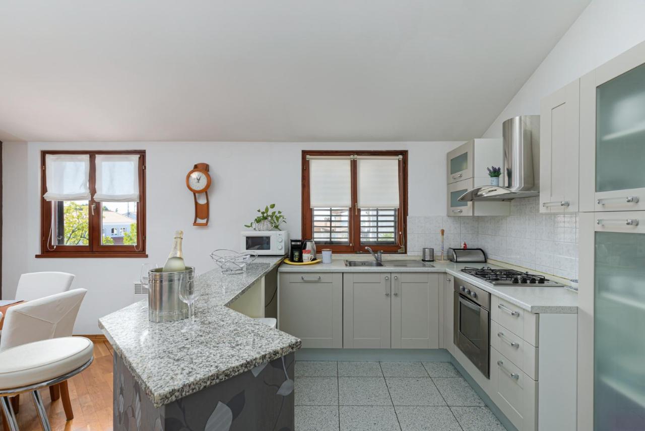 Biba Lux Apartment Porec Ngoại thất bức ảnh